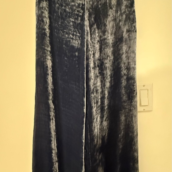STAUD Margaux Velvet Wide-Leg Pants in Navy - Picture 4 of 9